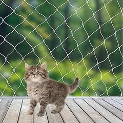 Medición perfecta del balcón para redes de seguridad para gatos