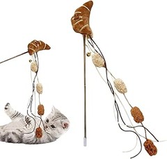 ¿Juegos de caza simulada o juguetes tradicionales para gatos?